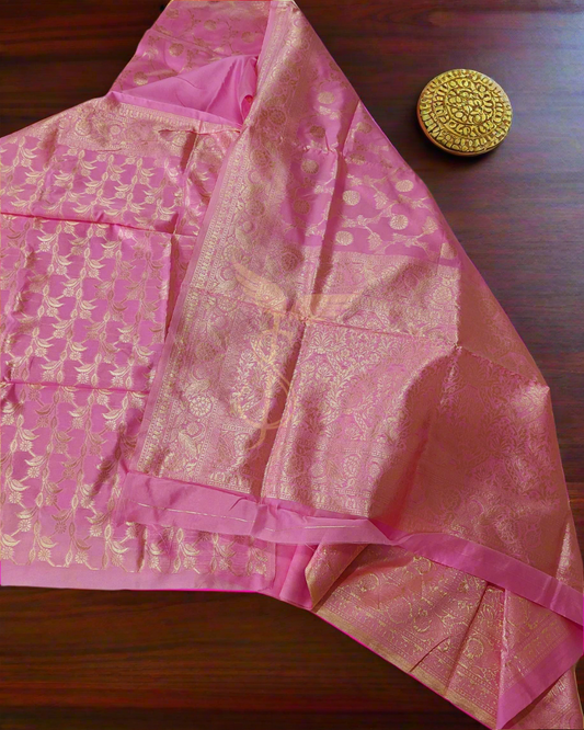 Graceful Pink Banarasi Silk Saree with All-Over Zari Weaving & Rich Pallu