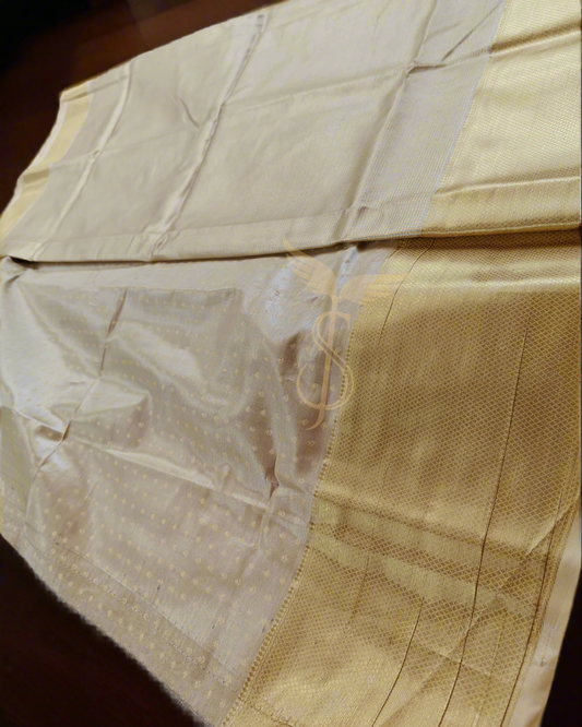 Beige & Gold Kanjivaram Jari Silken Saree – A Timeless Statement of Grace