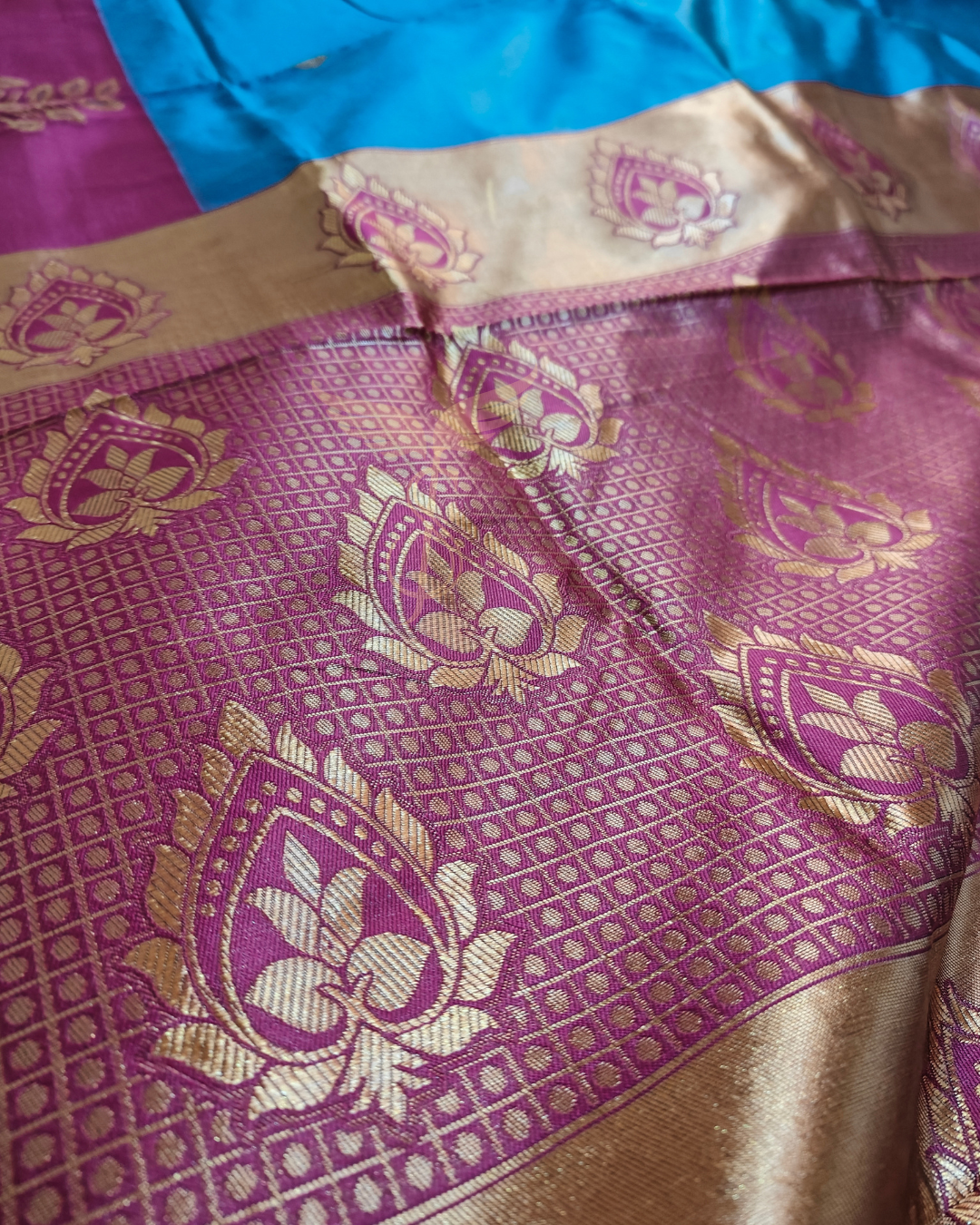 Blue & Pink Banarasi Jari Silken Saree with Zari Woven Pallu – Festive Wear