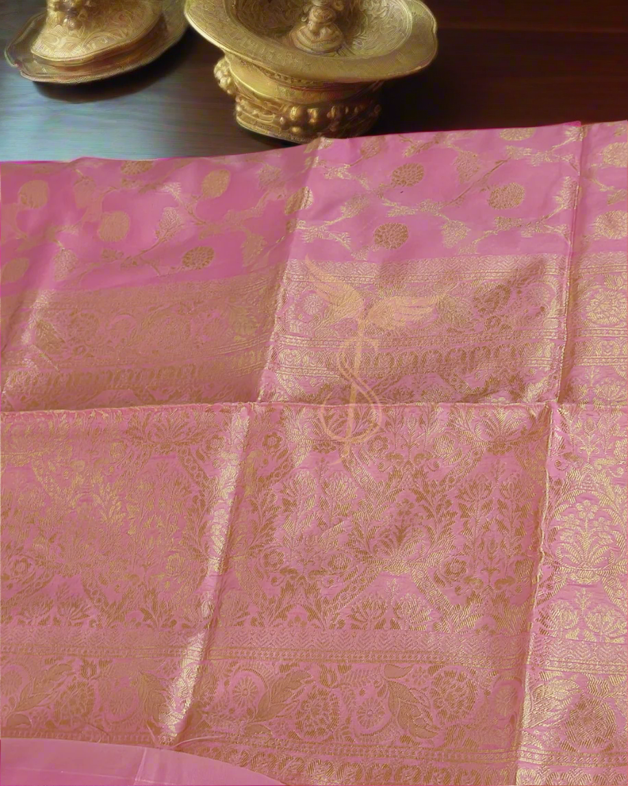 Graceful Pink Banarasi Silk Saree with All-Over Zari Weaving & Rich Pallu