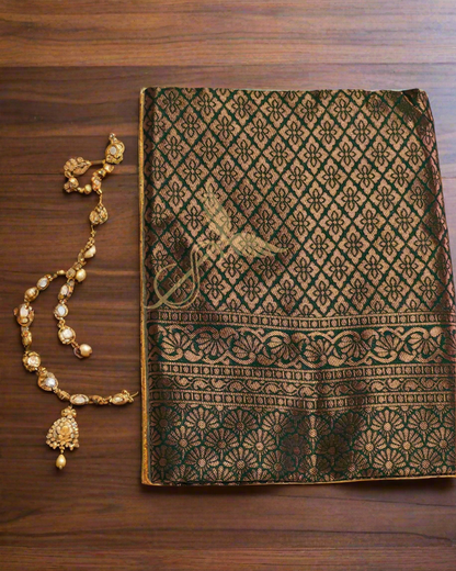 Royal Green & Rose Gold Kanjivaram Jari Silken Saree – Grand Bridal Wear with Zari Elegance