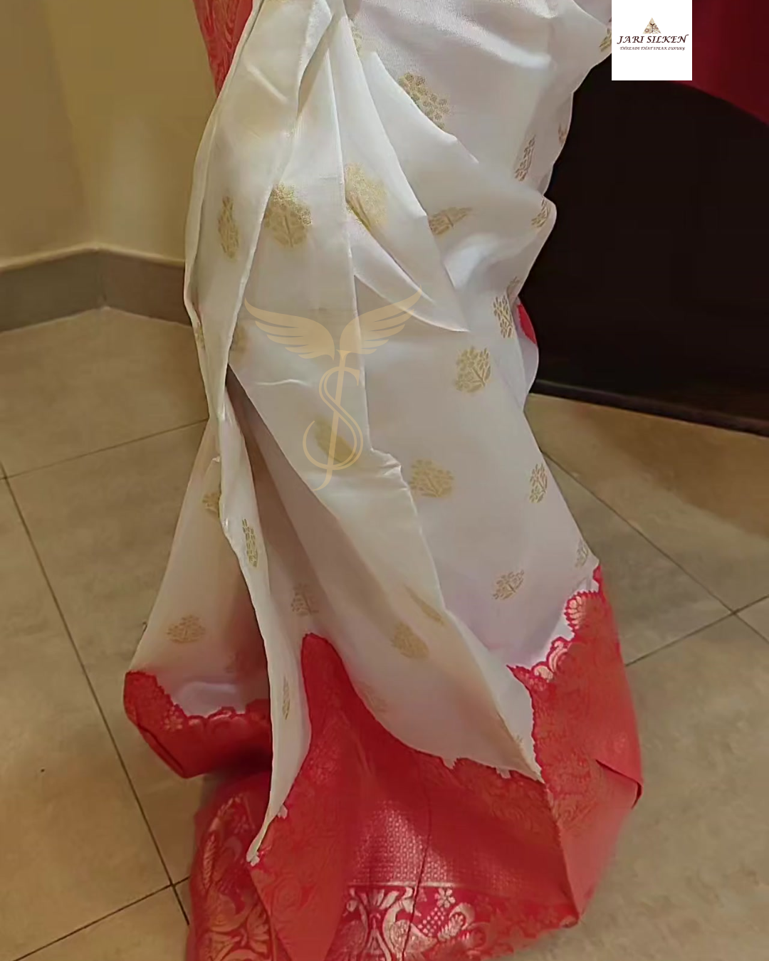 Cream and Pink Banarasi Jari Silken Saree with Rich Zari Work – Traditional Elegance Redefined