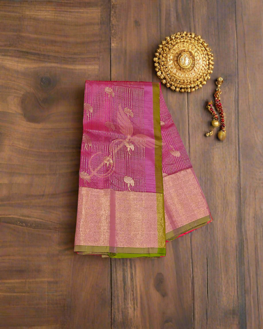 Onion Pink & Green Kanjivaram Jari Silken Saree – A Symphony of Elegance & Tradition