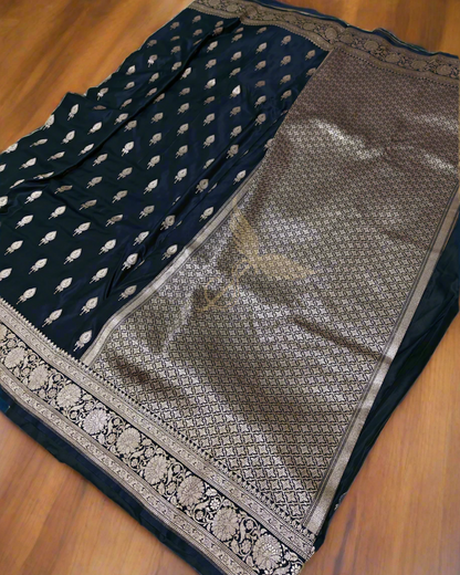 Majestic Charm – Black Banarasi Jari Silken Saree with Semi Katan Sonarupa Weaving