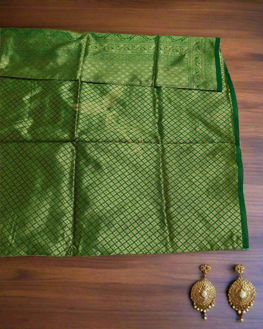 Emerald Green Banarasi Silk Saree with Gold Jari Silken Work | Bridal & Festive Traditional Silk Saree
