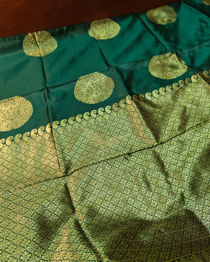 Bottle Green Banarasi Jari Silken Sarees with Rich Pallu & All-Over Jacquard Work