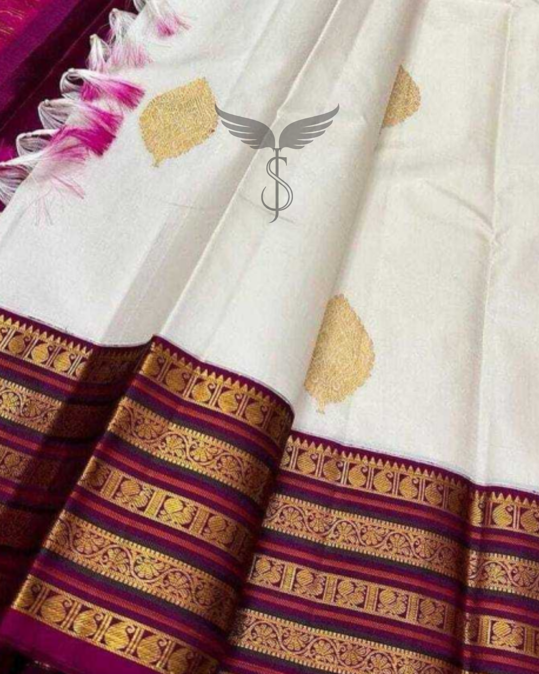 Elegant White Kanjivaram Silk Saree with Pink Jacquard Border