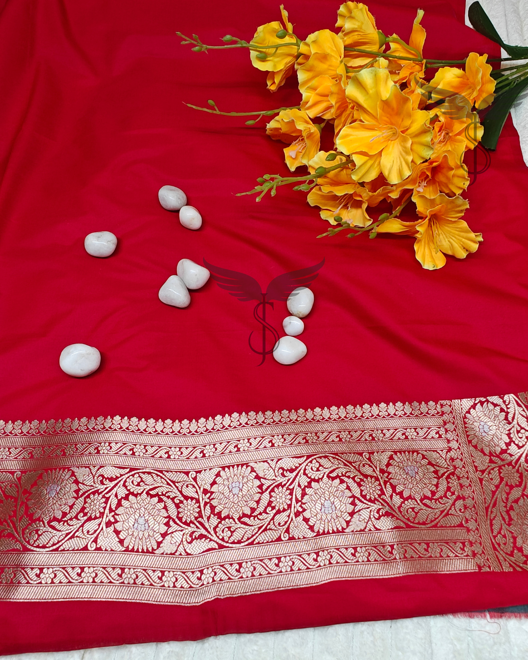 Radiant Elegance – Red Banarasi Jari Silken Saree with Semi Katan Sonarupa Weaving