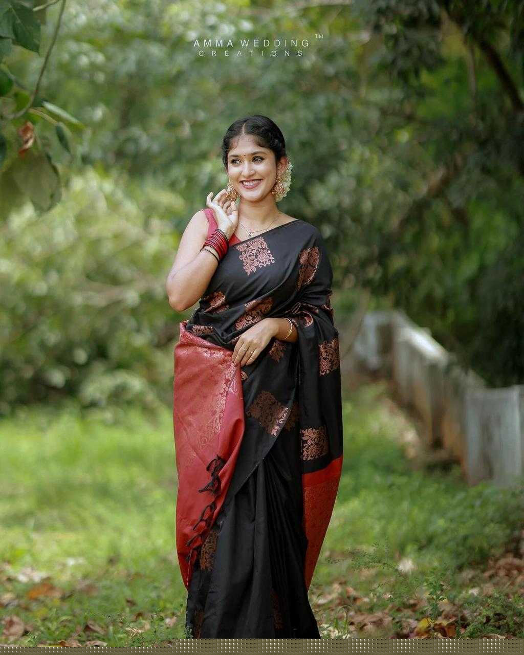 Elegant Black & Maroon Banarasi Jari Silken Saree with Traditional Zari Work – Perfect for Weddings & Festive Occasions